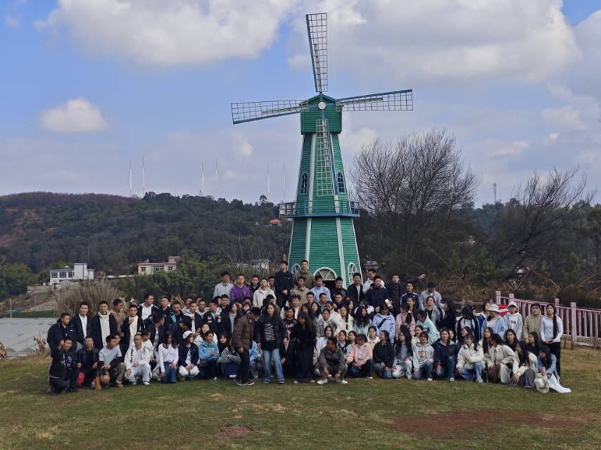 云南农业职业技术学院云安农文旅产业学院铁血卫国中队举办2025年度主题团建活动